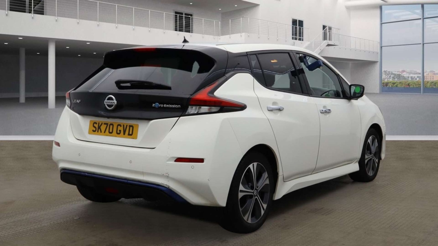Used Nissan Leaf 2020 for sale - 76495826: Photo 4