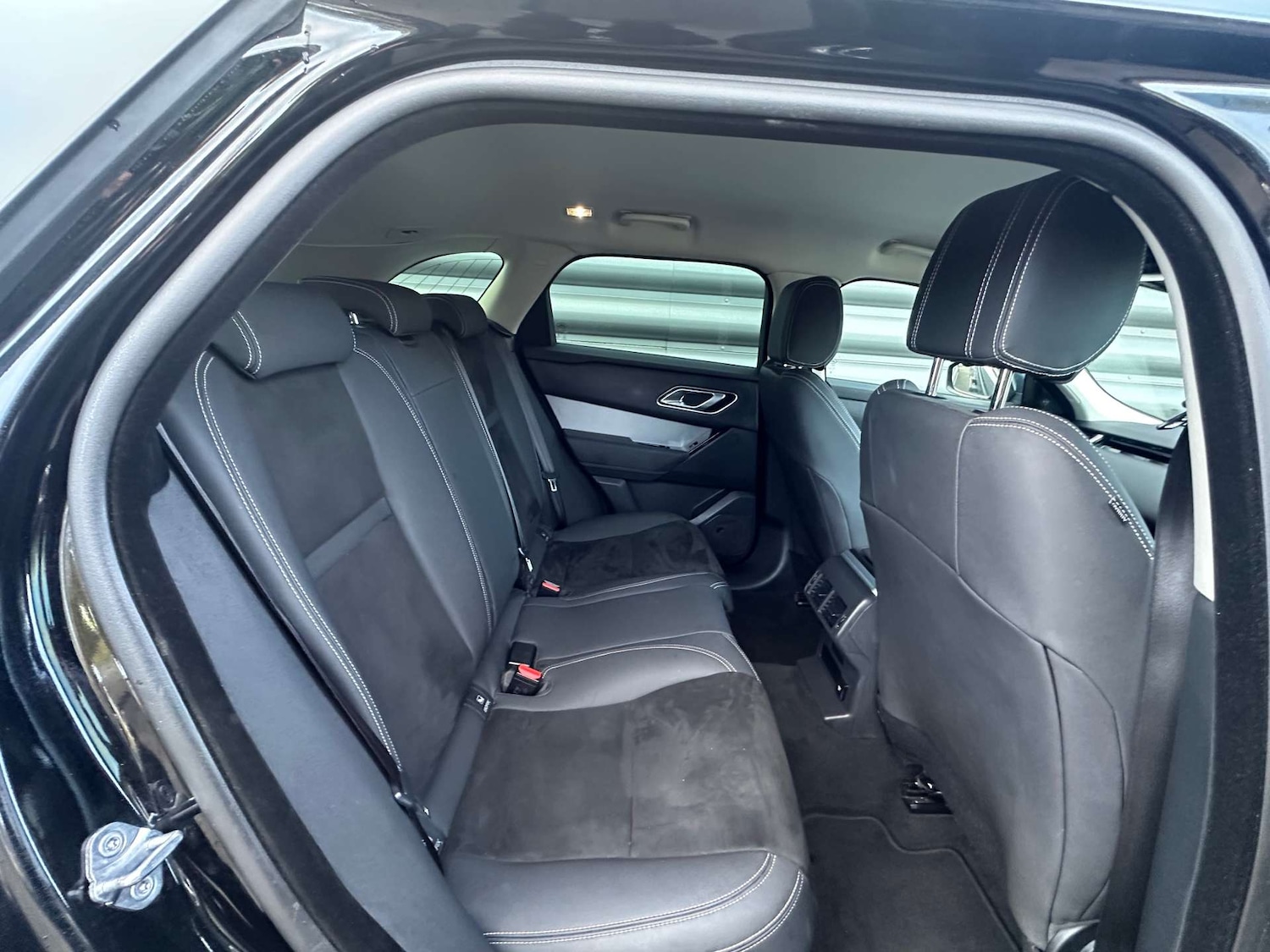 Used Land Rover Range Rover Velar 2019 for sale - 77227825: Photo 12