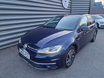 Used Volkswagen Golf 2020 for sale - 76162626: Photo 2