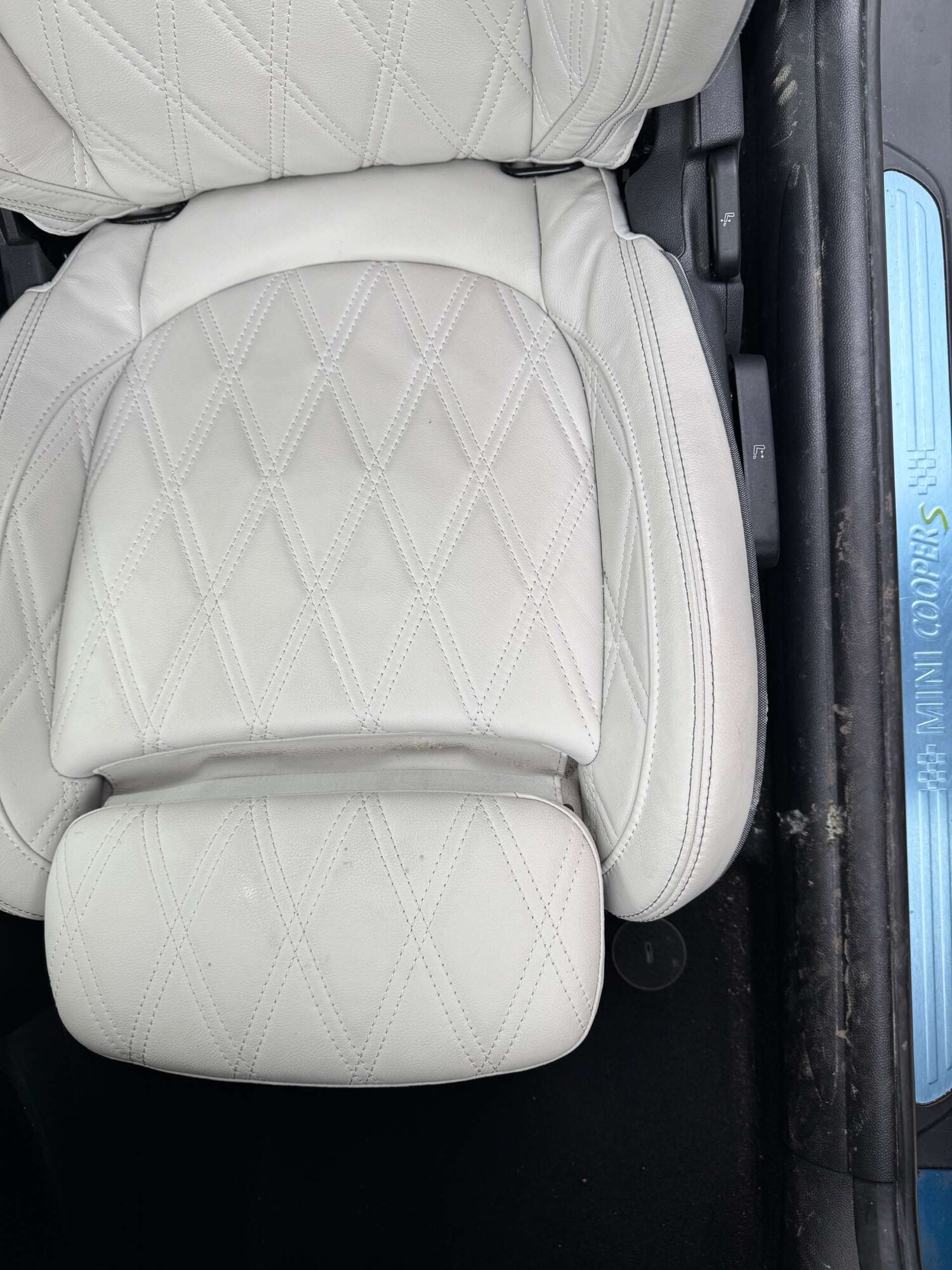 Used MINI Convertible 2025 for sale - 77667876: Photo 23