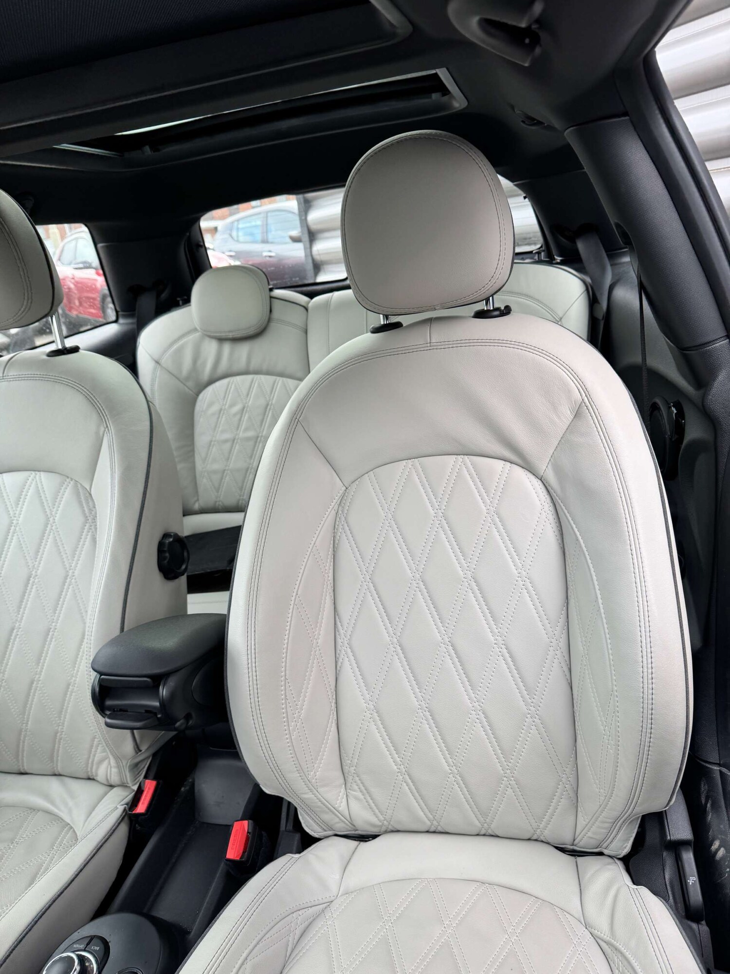 Used MINI Convertible 2025 for sale - 77667876: Photo 24