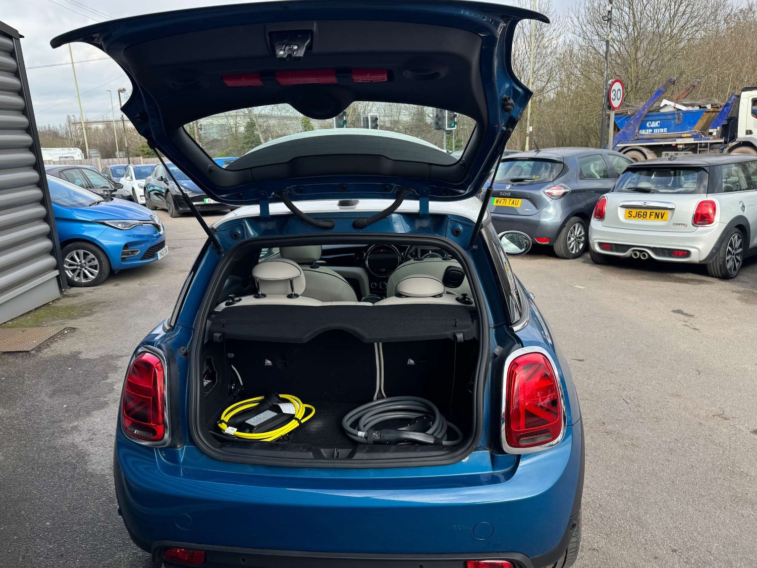 Used MINI Convertible 2025 for sale - 77667876: Photo 9