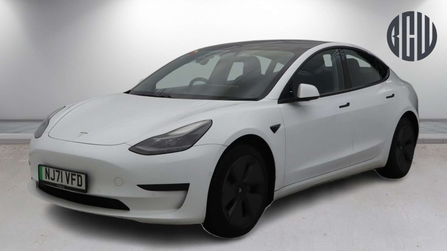Used Tesla Model 3 2021 for sale - 77622848: Photo 2