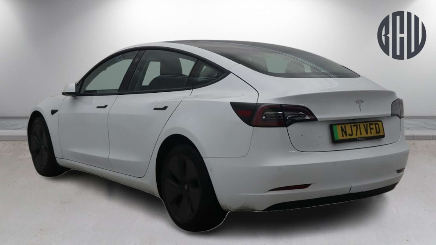 Used Tesla Model 3 2021 for sale - 77622848: Photo 3