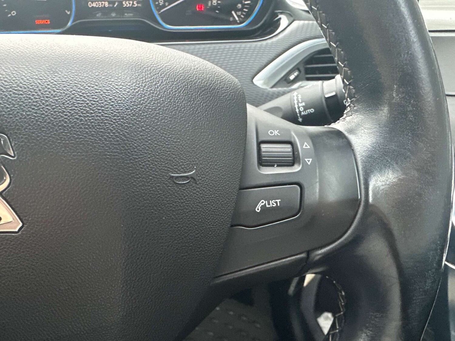 Used Peugeot 2008 2015 for sale - 76369455: Photo 11