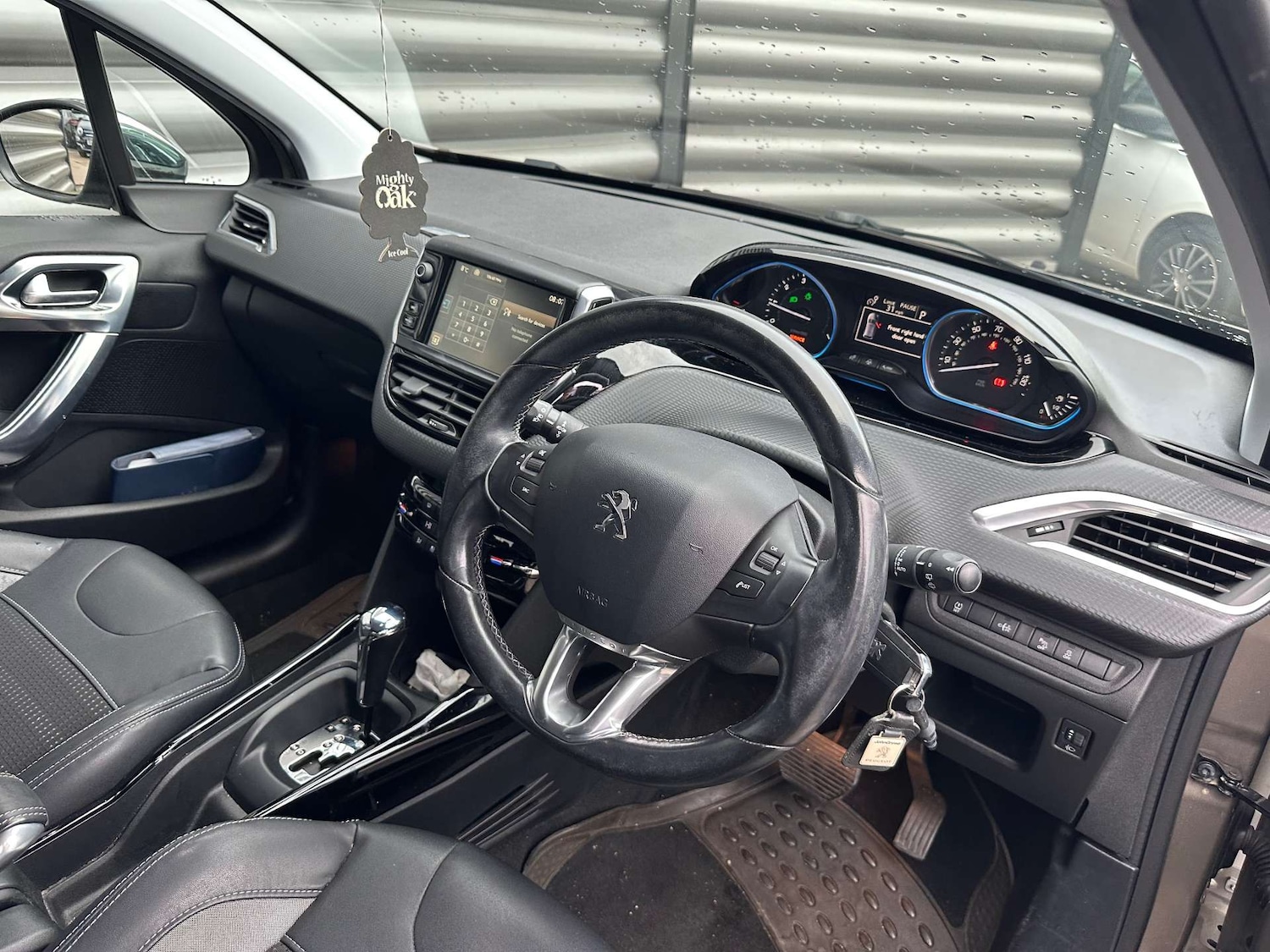 Used Peugeot 2008 2015 for sale - 76369455: Photo 15