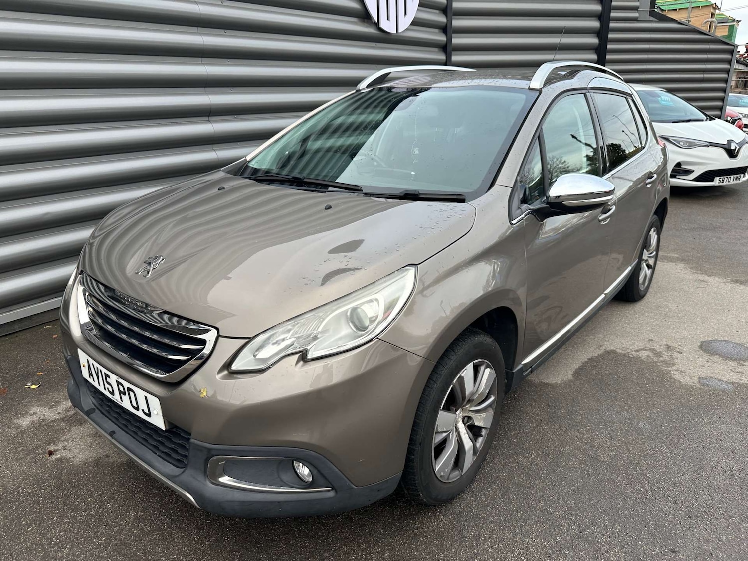 Used Peugeot 2008 2015 for sale - 76369455: Photo 2