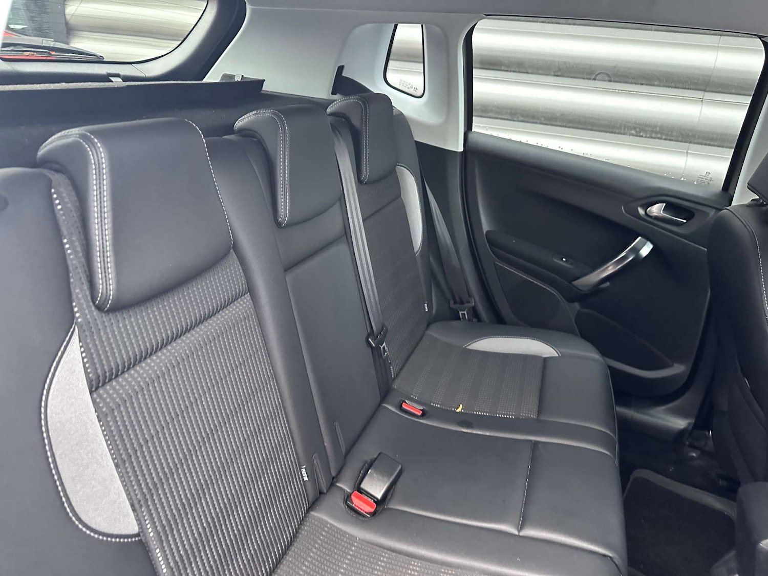 Used Peugeot 2008 2015 for sale - 76369455: Photo 21