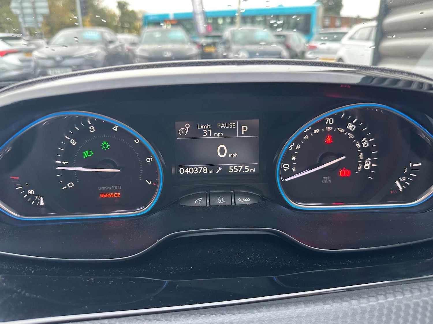 Used Peugeot 2008 2015 for sale - 76369455: Photo 9