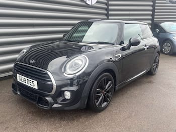 Used MINI Hatch 2019 for sale - 79615537: Photo