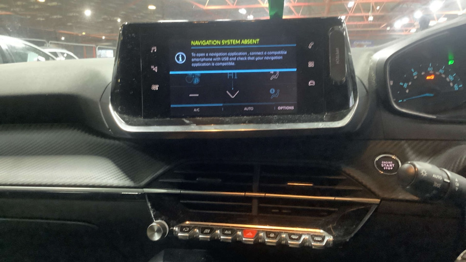 Used Peugeot 2008 2022 for sale - 77137436: Photo 11