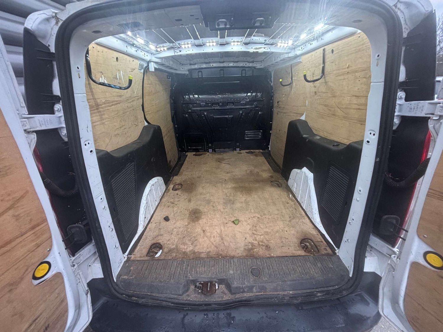 Used Ford Transit Connect 2015 for sale - 77065864: Photo 12