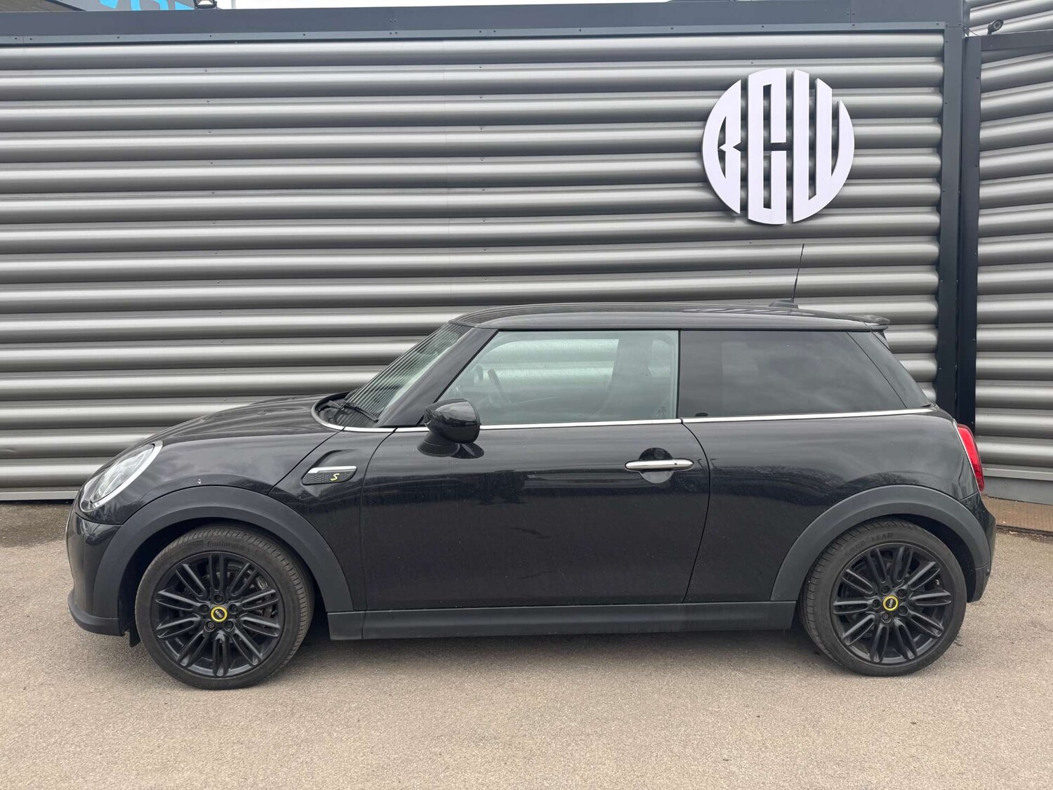 Used MINI Hatch 2021 for sale - 77975402: Photo 6