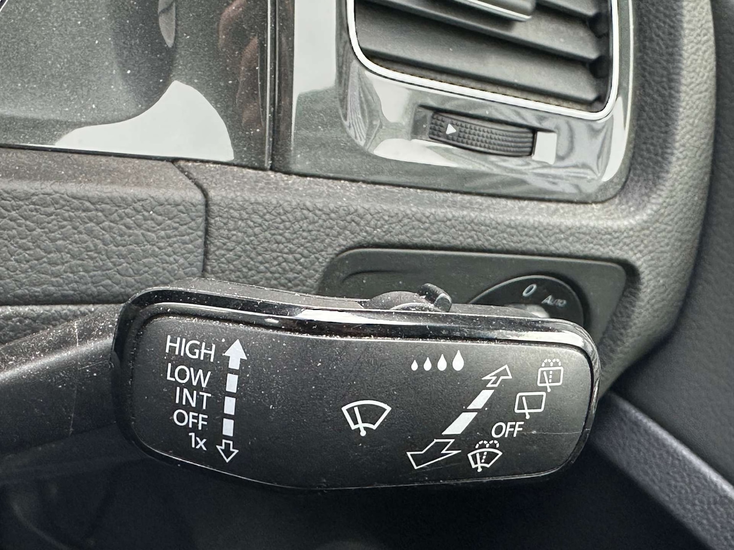 Used Volkswagen Golf 2019 for sale - 77569665: Photo 17