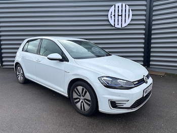 Used Volkswagen Golf 2019 for sale - 77569665: Photo