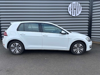 Used Volkswagen Golf 2019 for sale - 77569665: Photo