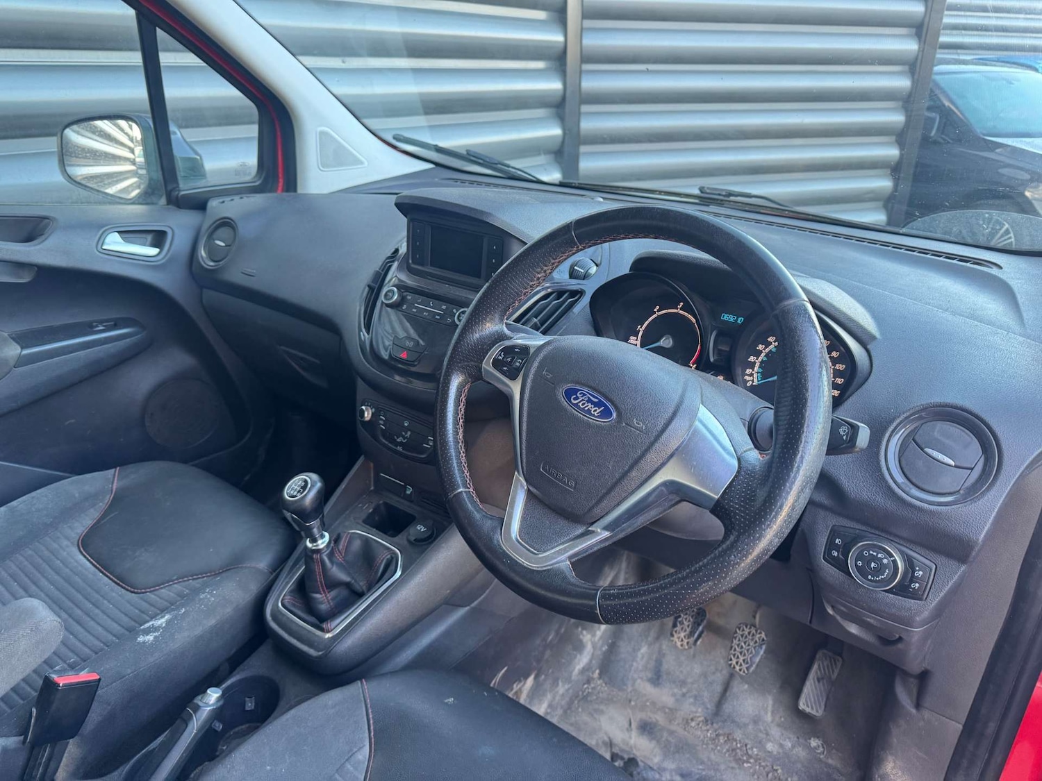 Used Ford Transit Courier 2019 for sale - 77049111: Photo 15
