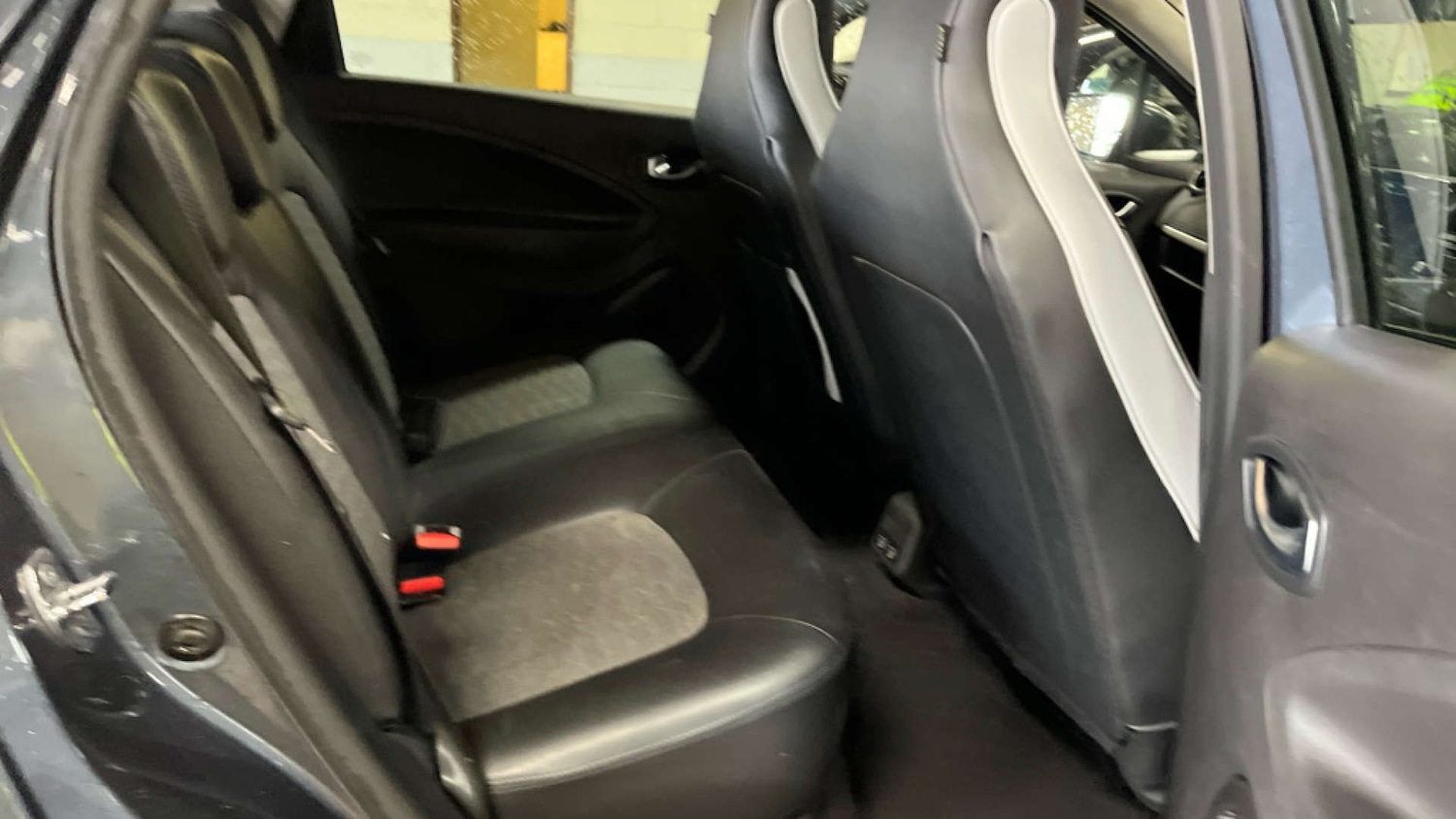 Used Renault Zoe 2022 for sale - 77954370: Photo 11