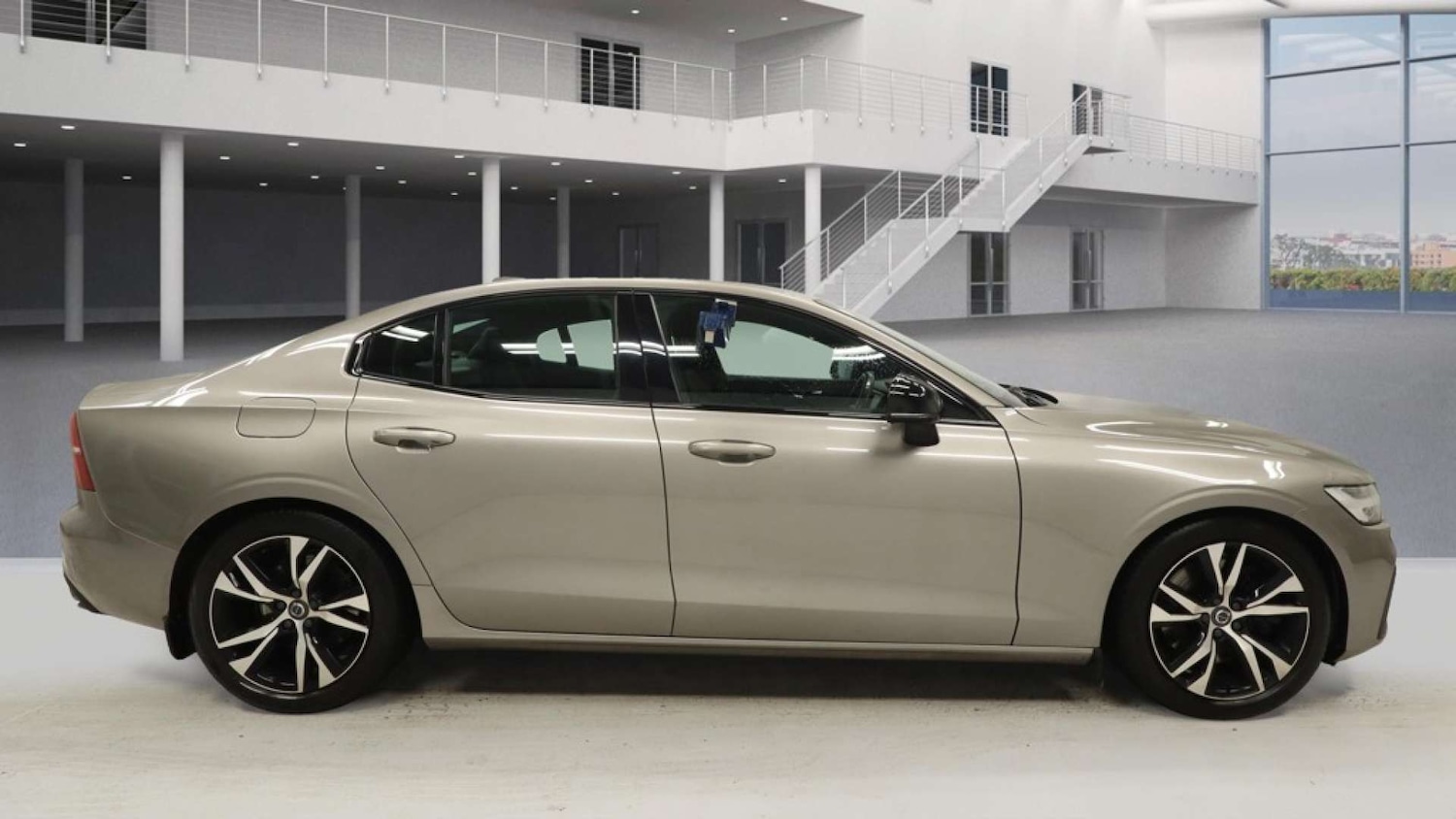 Used Volvo S60 2019 for sale - 76333119: Photo 5