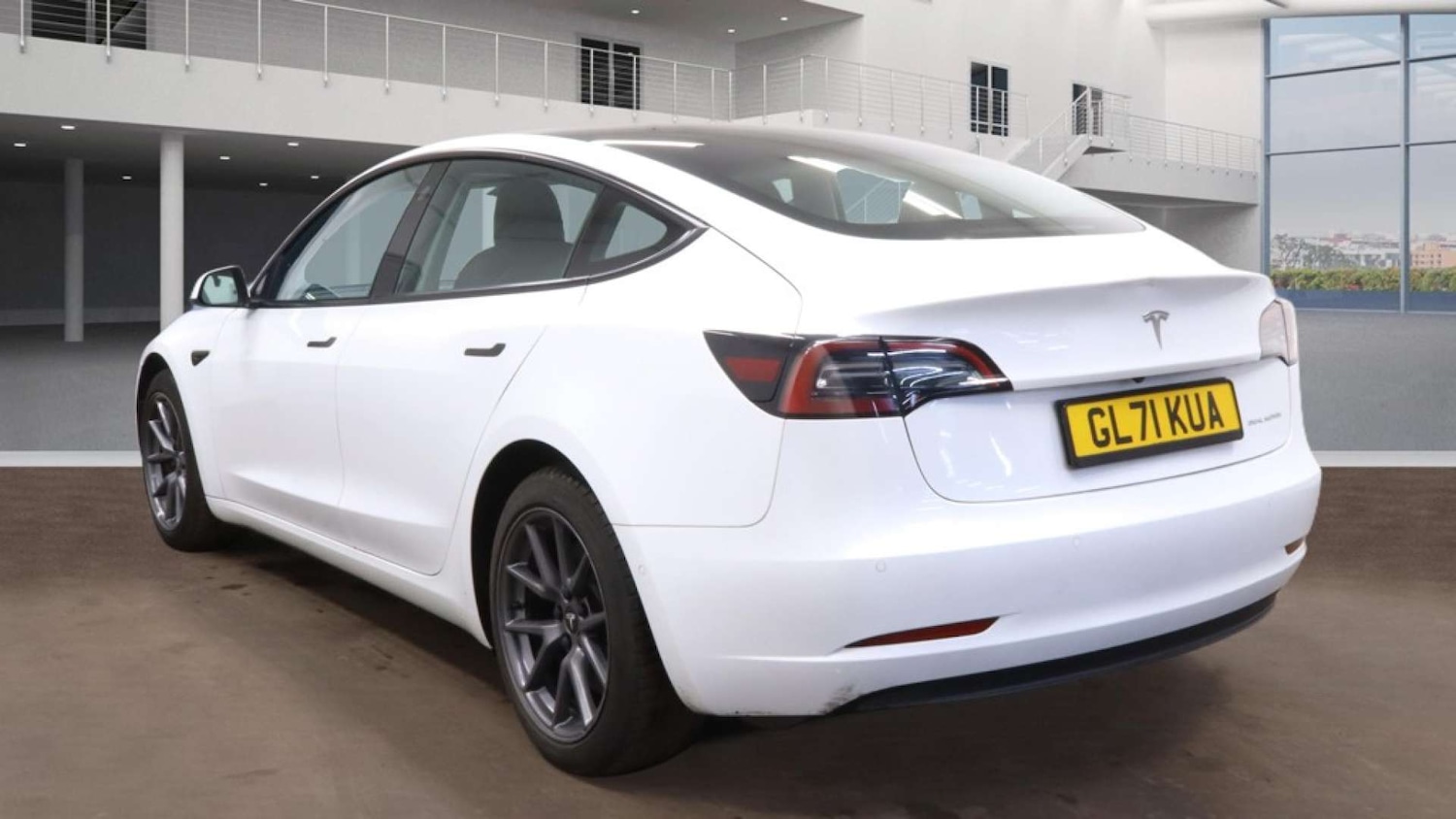 Used Tesla Model 3 2021 for sale - 77805539: Photo 5