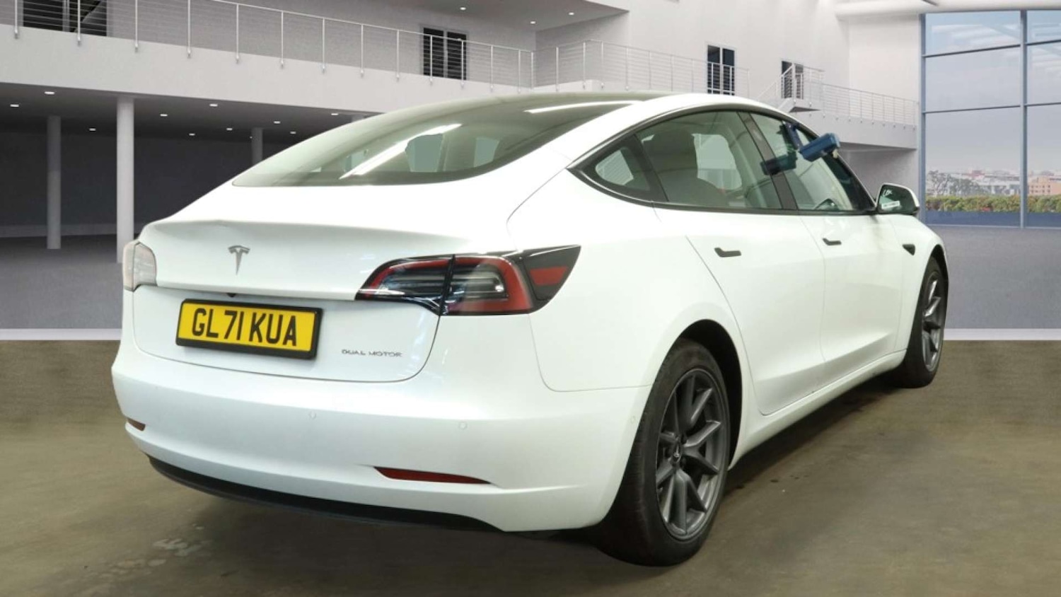 Used Tesla Model 3 2021 for sale - 77805539: Photo 6
