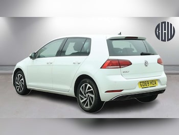 Used Volkswagen Golf 2019 for sale - 78465602: Photo