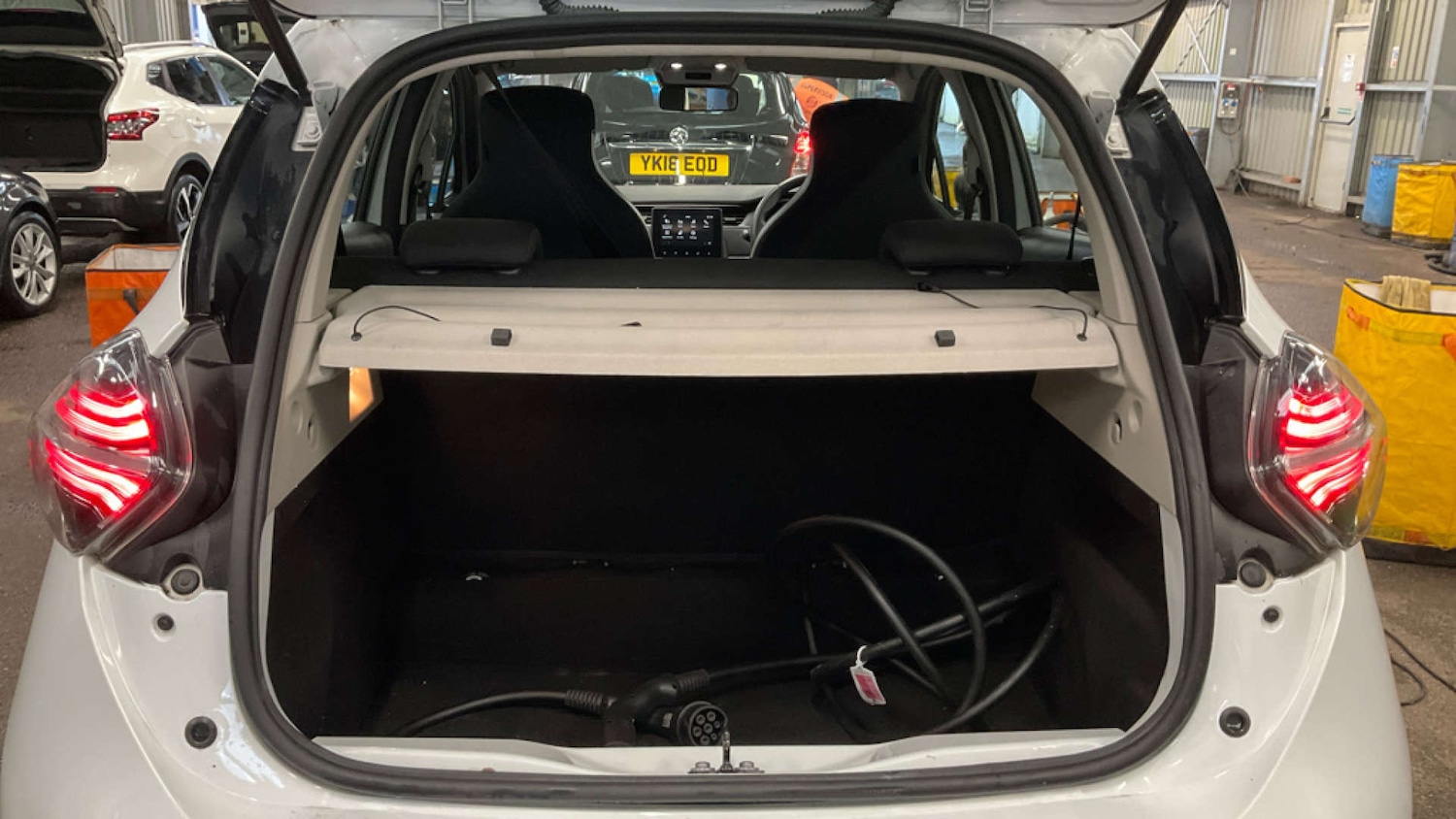 Used Renault Zoe 2020 for sale - 77080212: Photo 7