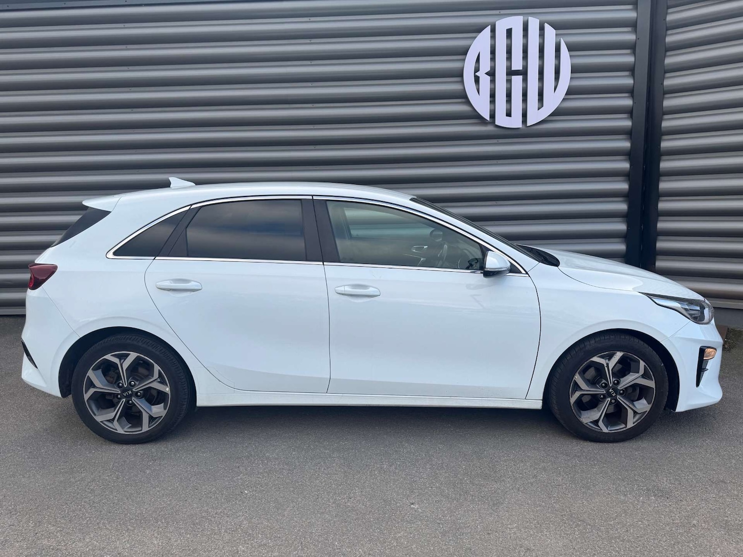 Used Kia Ceed 2021 for sale - 76651406: Photo 2