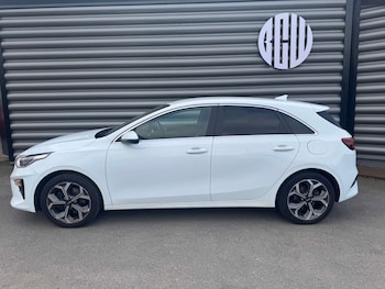 Used Kia Ceed 2021 for sale - 76651406: Photo