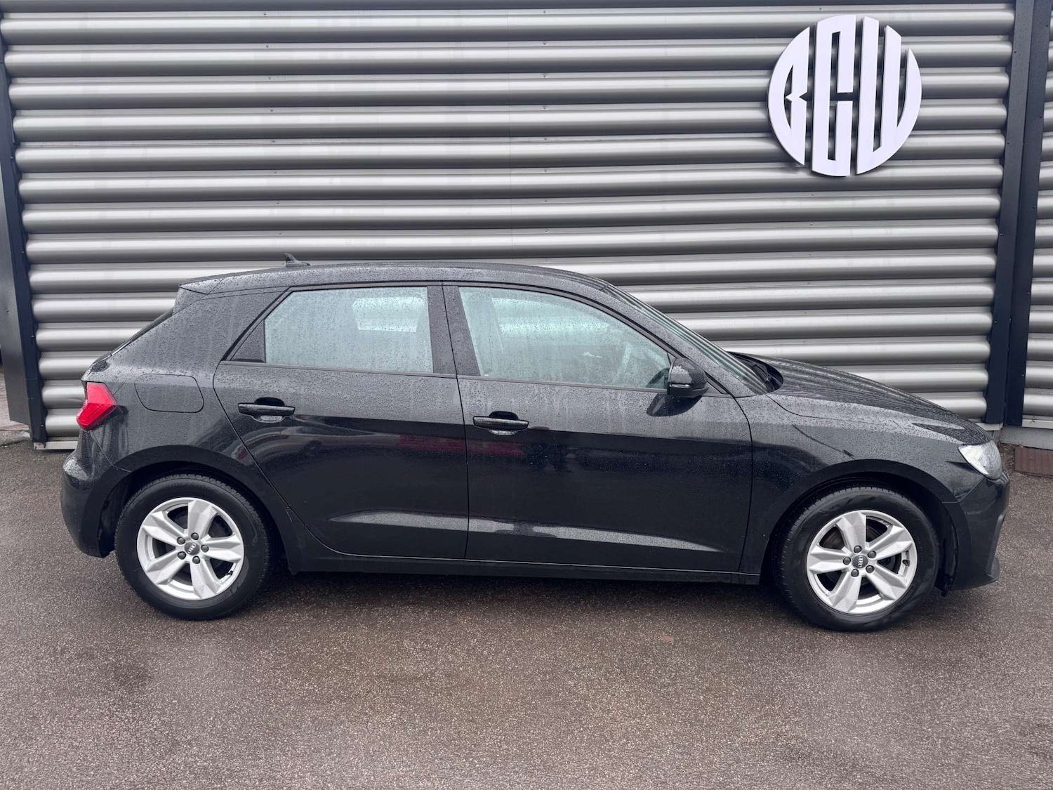 Used Audi A1 2019 for sale - 77469805: Photo 2