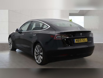 Used Tesla Model 3 2019 for sale - 78502932: Photo