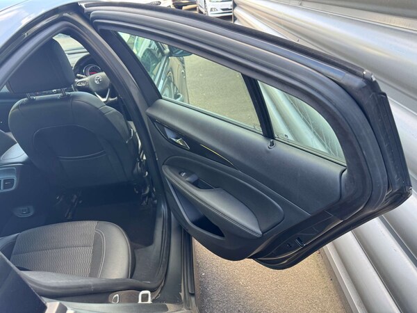 Used Vauxhall Insignia 2019 for sale - 76092333: Photo 13