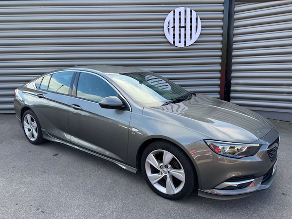 Used Vauxhall Insignia 2019 for sale - 76092333: Photo 1
