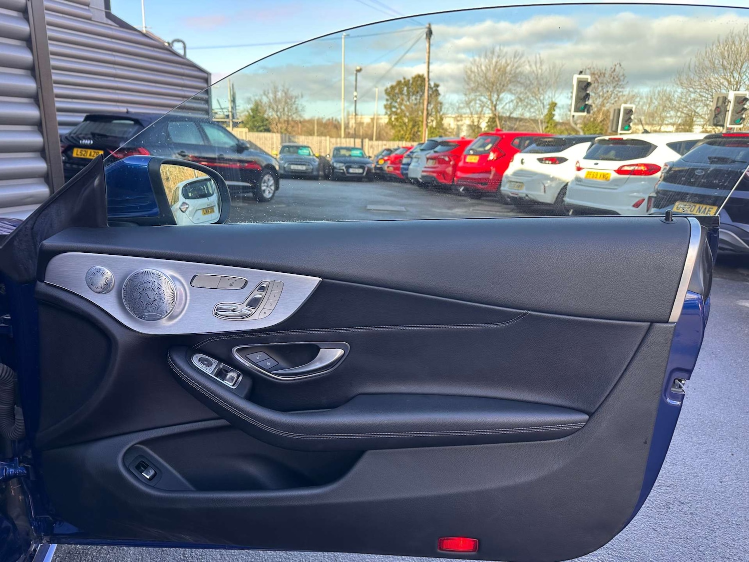 Used Mercedes-Benz C Class 2018 for sale - 76305776: Photo 13