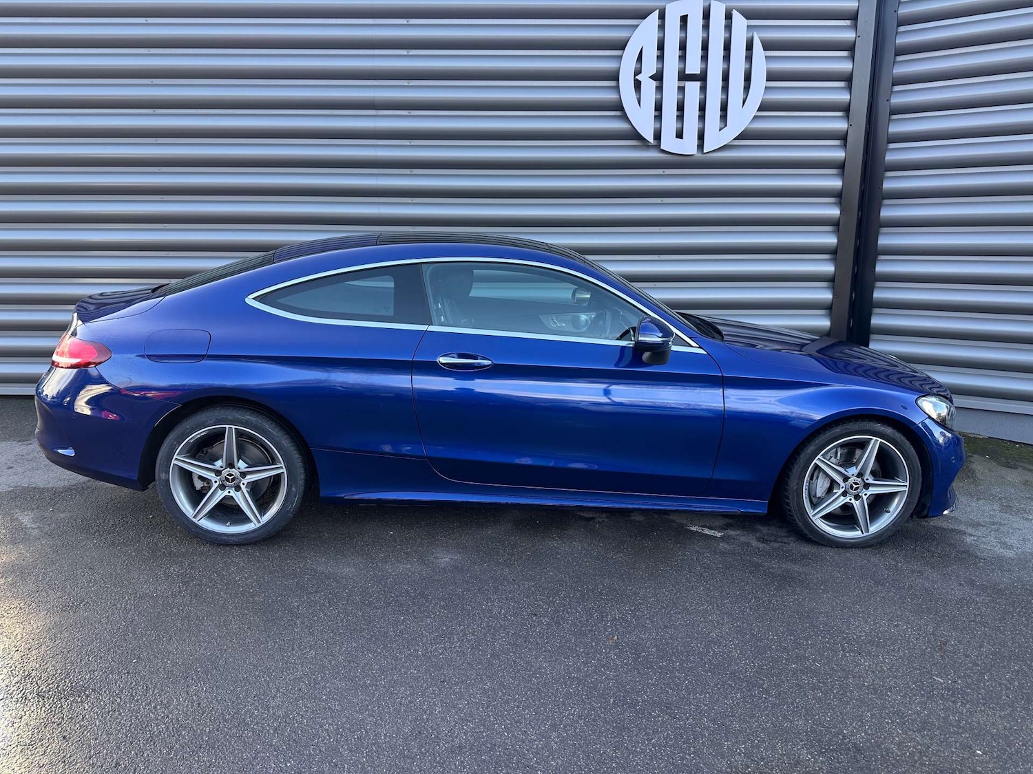 Used Mercedes-Benz C Class 2018 for sale - 76305776: Photo 2