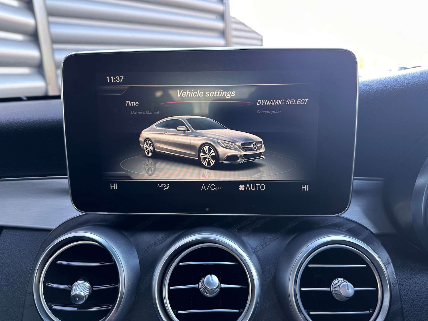 Used Mercedes-Benz C Class 2018 for sale - 76305776: Photo 37