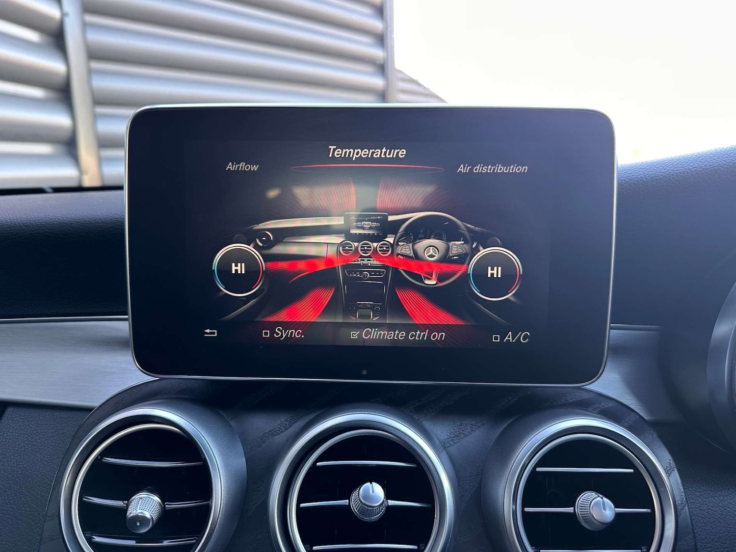 Used Mercedes-Benz C Class 2018 for sale - 76305776: Photo 39