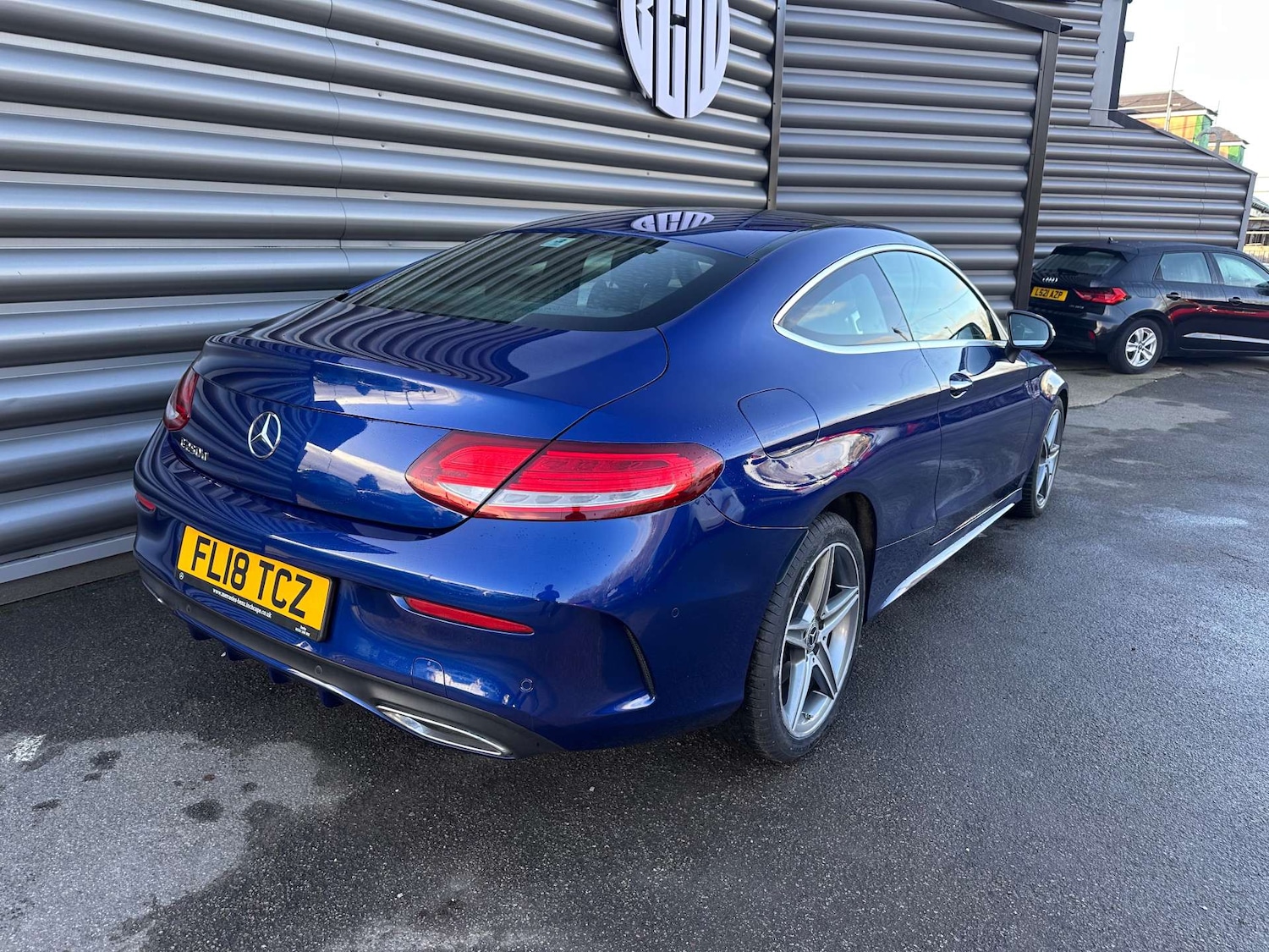 Used Mercedes-Benz C Class 2018 for sale - 76305776: Photo 7