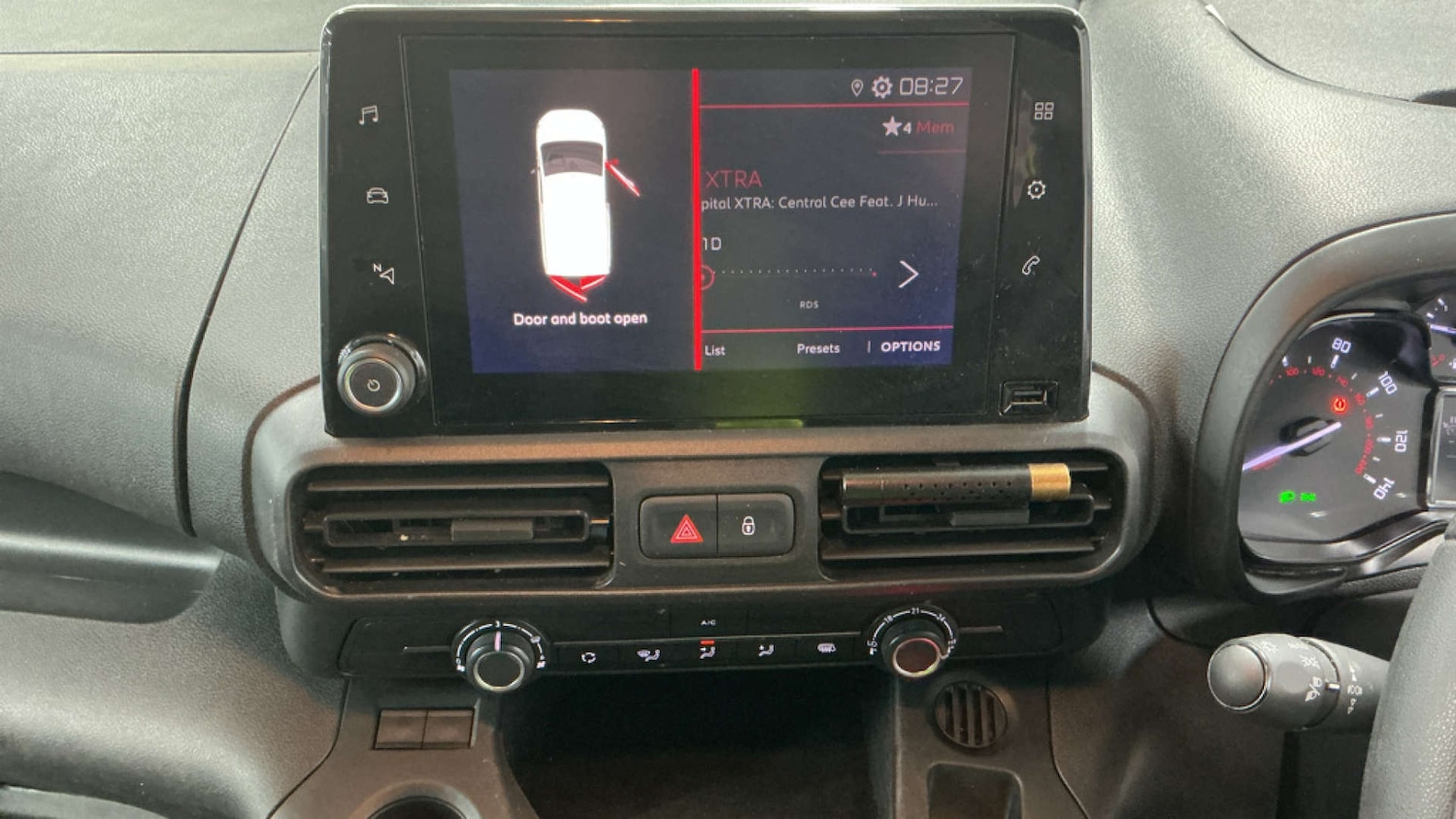 Used Citroen Berlingo 2022 for sale - 77906883: Photo 9