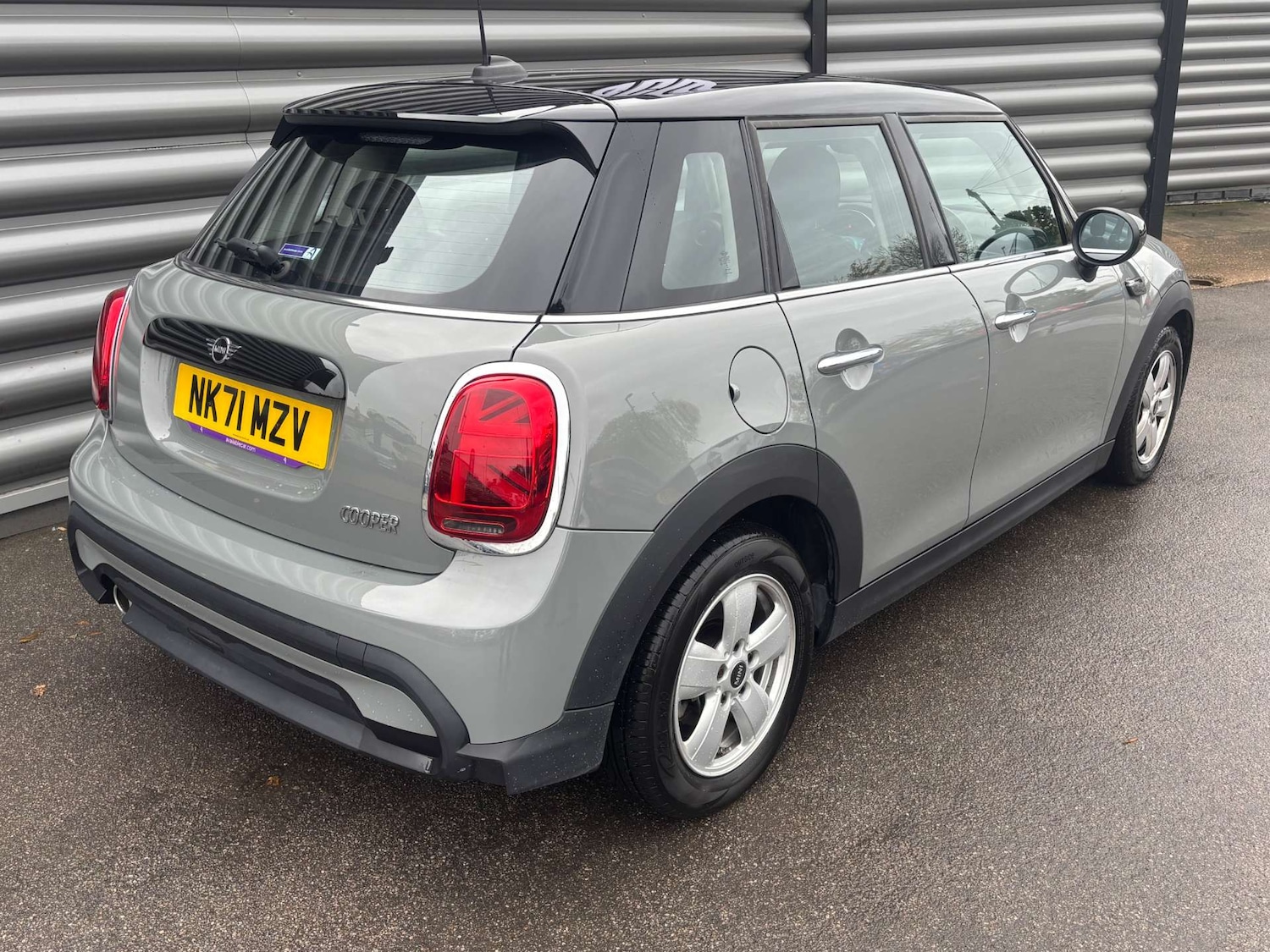 Used MINI Hatch 2021 for sale - 77189542: Photo 11