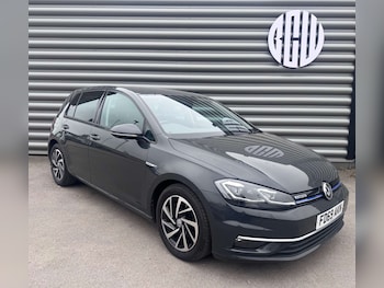 Volkswagen Golf feature image