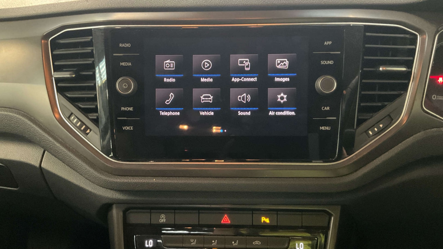 Used Volkswagen T-Roc 2019 for sale - 77736114: Photo 11