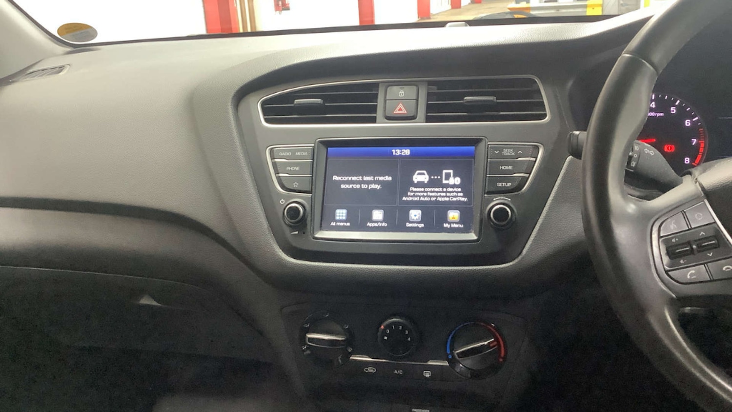 Used Hyundai i20 2020 for sale - 76107544: Photo 10