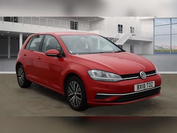 Used Volkswagen Golf 2018 for sale - 77262799: Photo