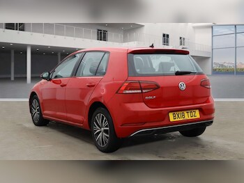Used Volkswagen Golf 2018 for sale - 77262799: Photo