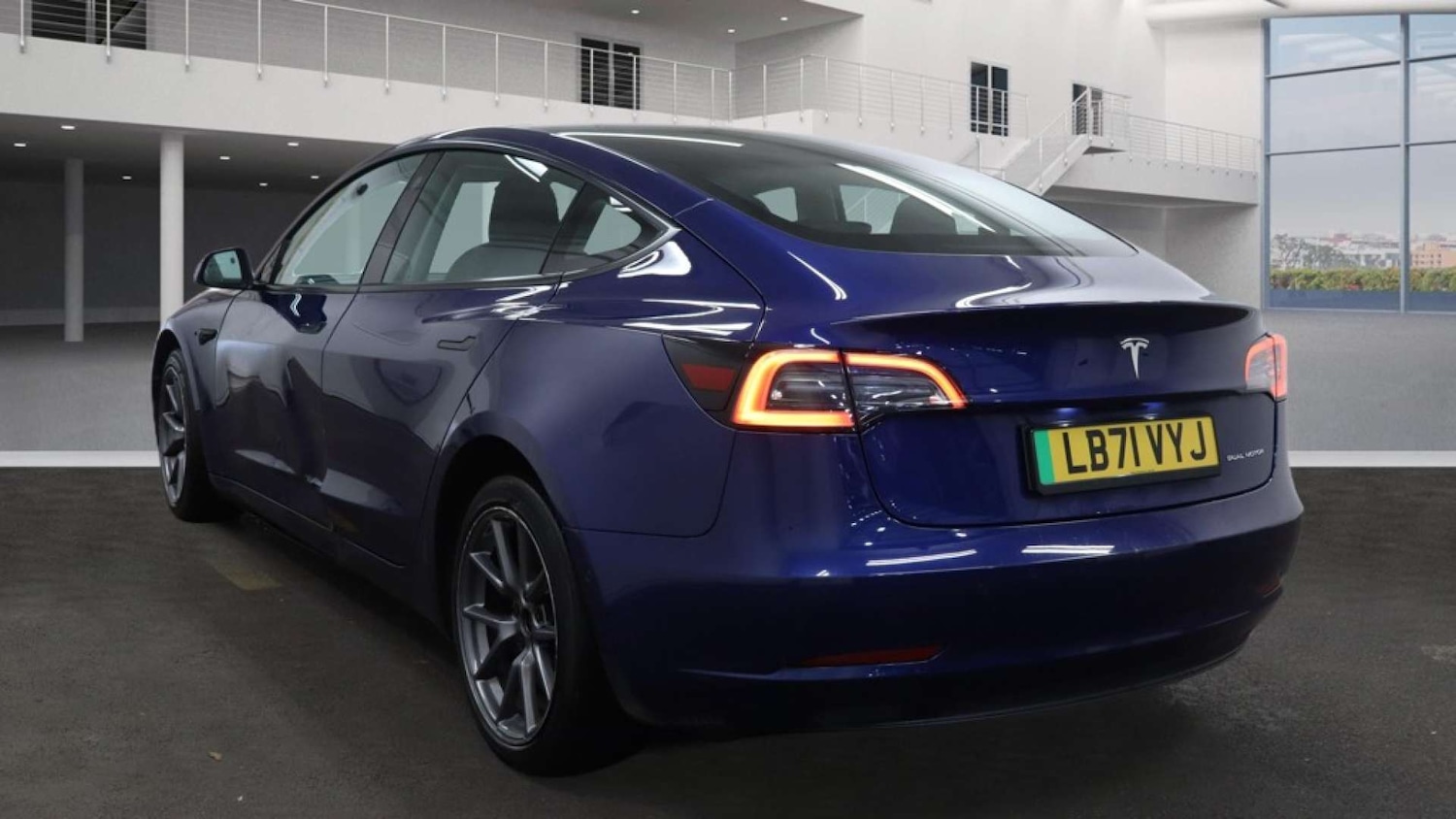 Used Tesla Model 3 2021 for sale - 77025201: Photo 3