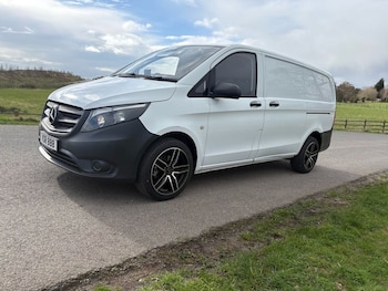 Used Mercedes-Benz Vito 2018 for sale - 77880166: Photo