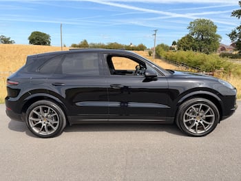 Used Porsche Cayenne 2019 for sale - 79663875: Photo