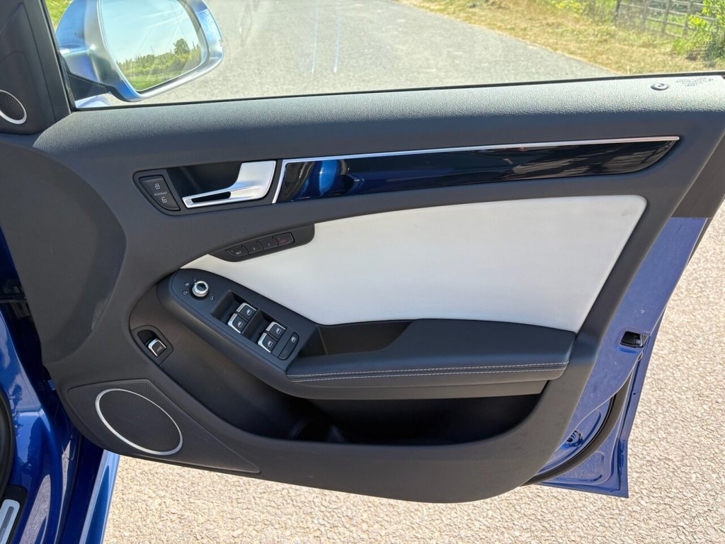 Used Audi RS4 2014 for sale - 76768128: Photo 18