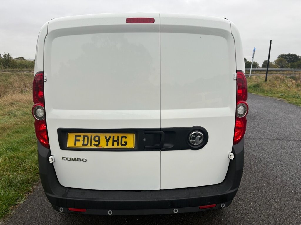 Used Vauxhall Combo 2019 for sale - 76665579: Photo 5